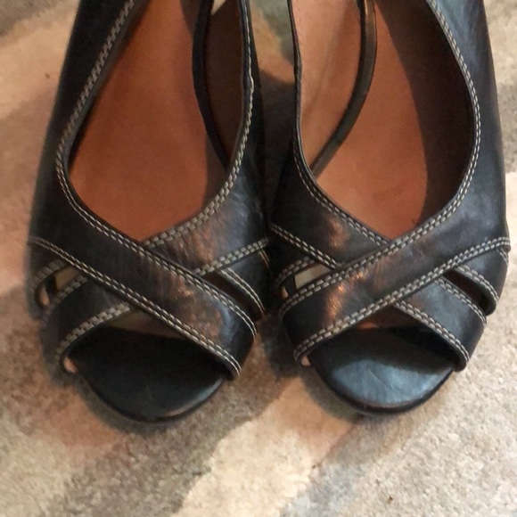 Black open toe sling back wedge sandals - Picture 1 of 5